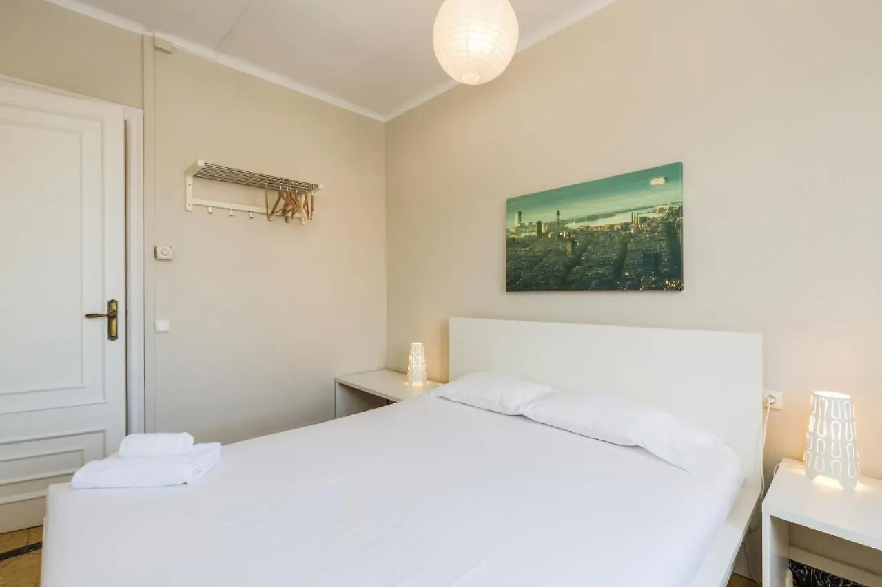 Priority Fira Apartments