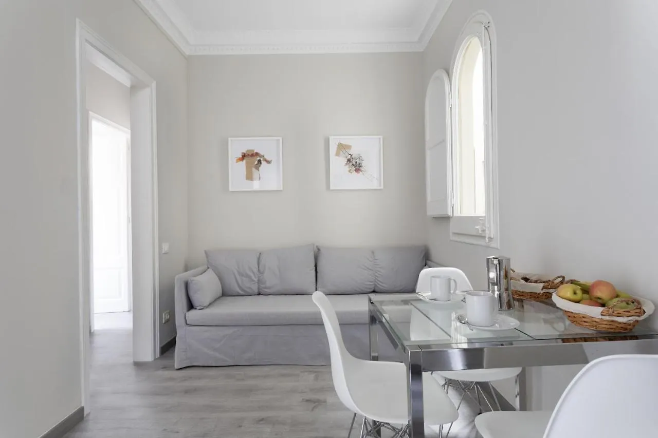 Priority Fira Apartments Barcelona