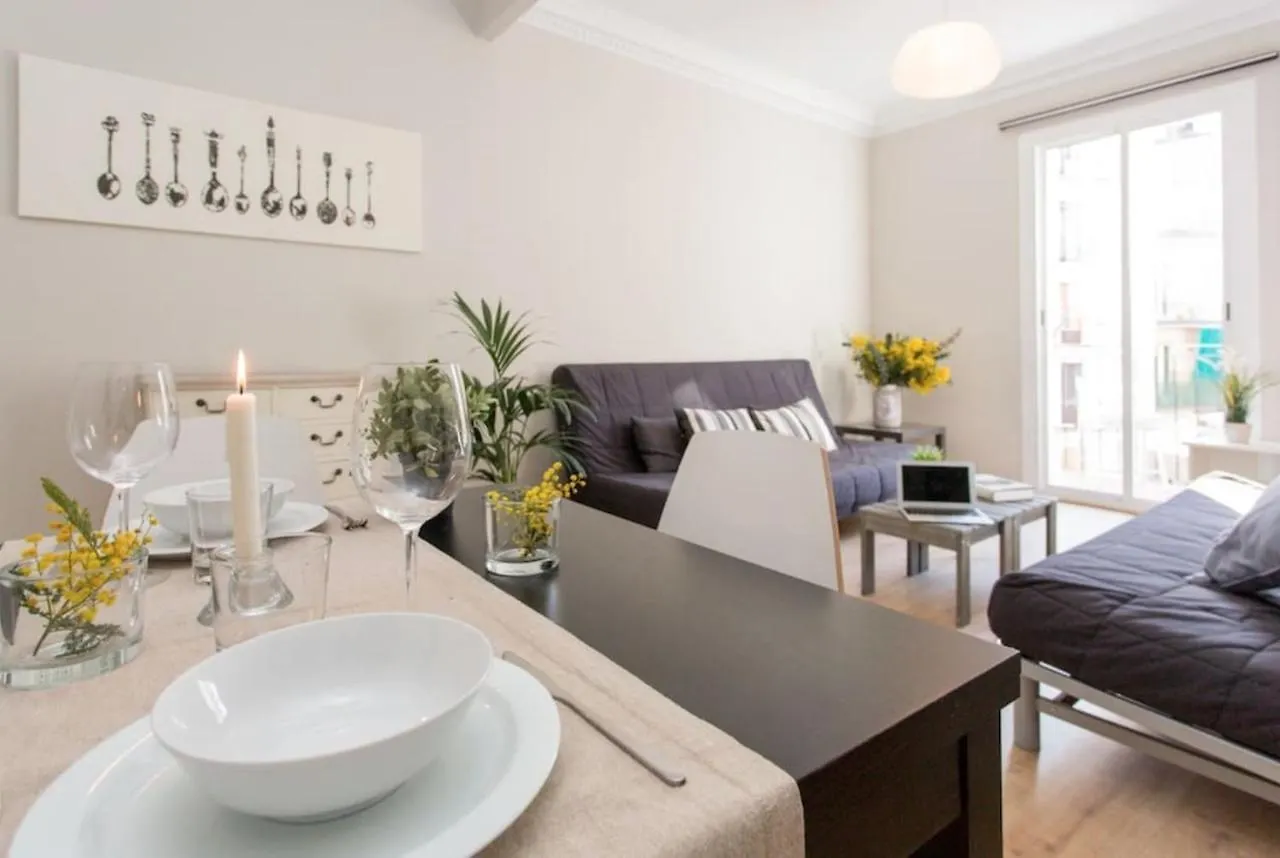 Priority Fira Apartments Spain